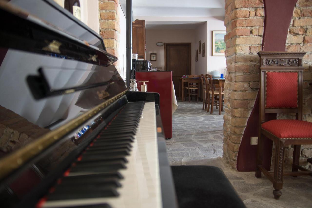Cascina Dani Villa Agliano Terme Buitenkant foto